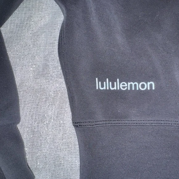 Lululemon Black Cropped Sweatshirt - Picture 3 of 4